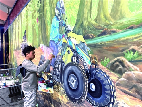 画画中的庞治才眼睛有“神”
